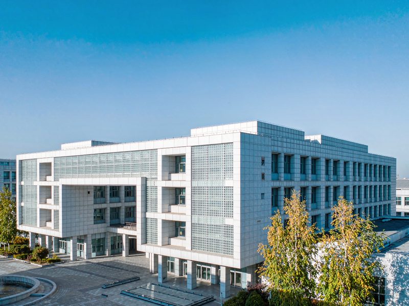 Illustrative image of a modern hospital building in Jinan, China